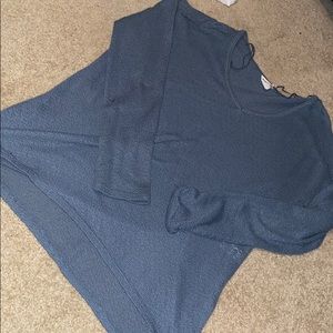 Light weight sweater